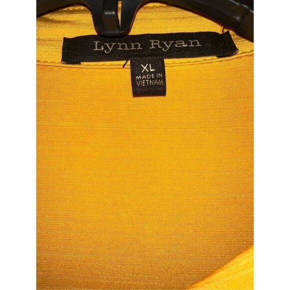 Lynn Ryan Womans yellow gold soft long sleeve Tie Cuffs button down top Size  XL - Picture 5 of 5